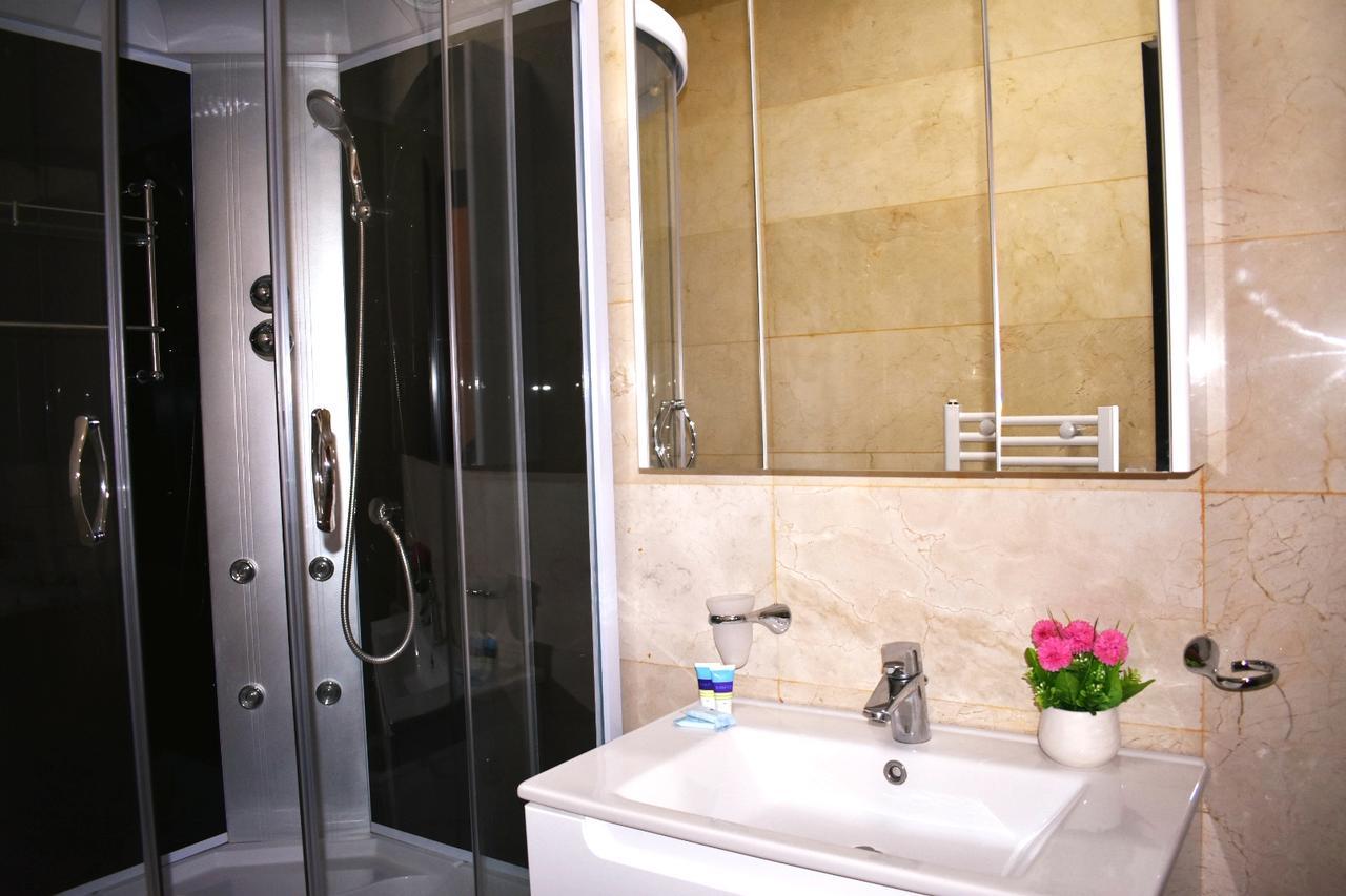 Grand Central Accommodation - Beldiman Bukarest Exterior foto